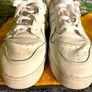 Adidas Rivalry Low Cloud White Size 9.5 US Great Condition